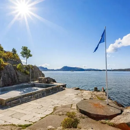 Minimalist Luxury By The Sea Leilighet Bergen