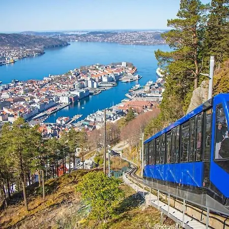 Minimalist Luxury By The Sea Leilighet Bergen