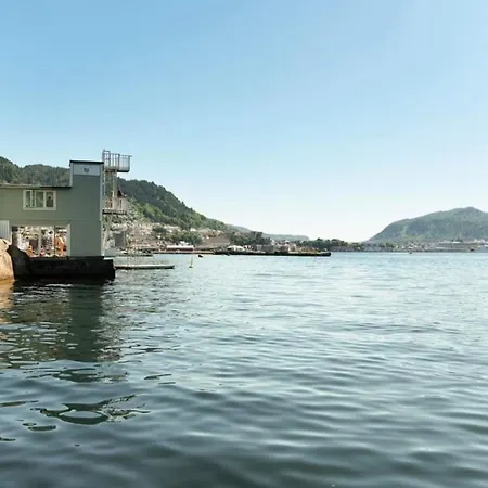 Appartement Minimalist Luxury By The Sea