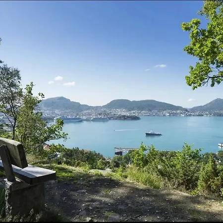 Minimalist Luxury By The Sea Appartement *